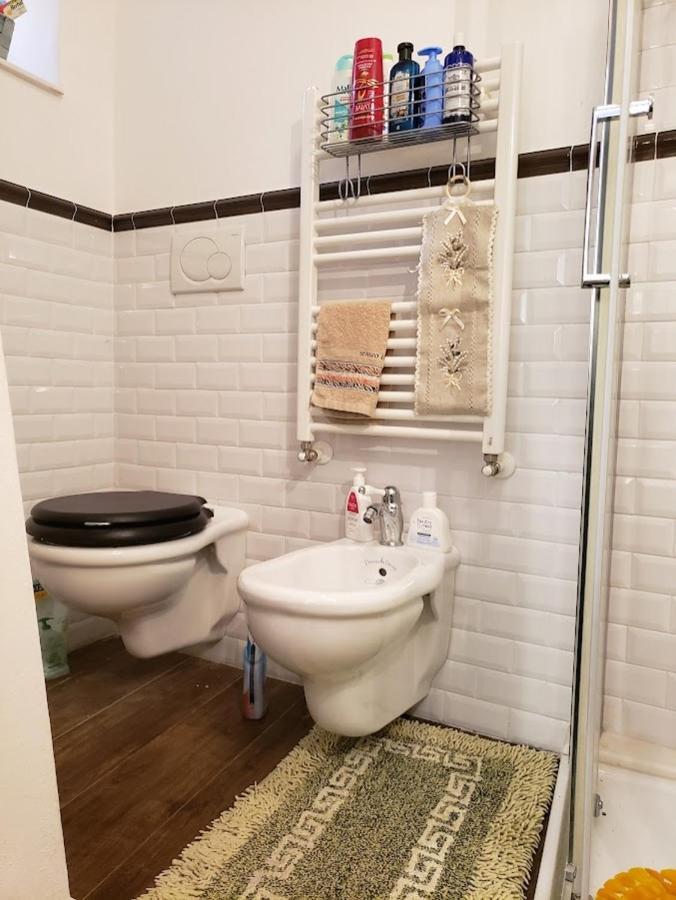 Casa Santa Chiara - Affitti Brevi Italia Appartement Monte SantʼAngelo Buitenkant foto